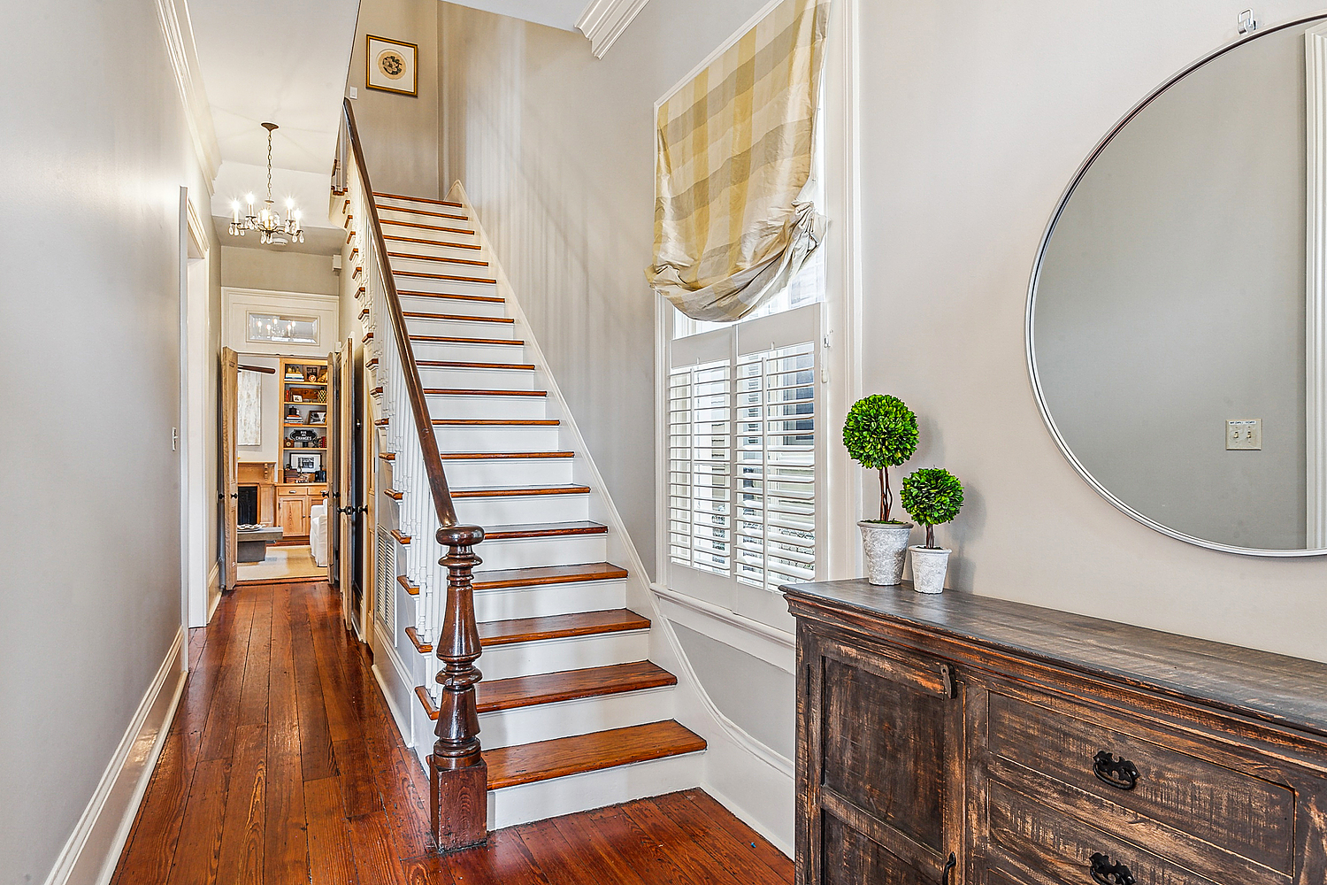 Garden District, House, 3 beds, 2.5 baths, $8000 per month New Orleans Rental - devie image_1