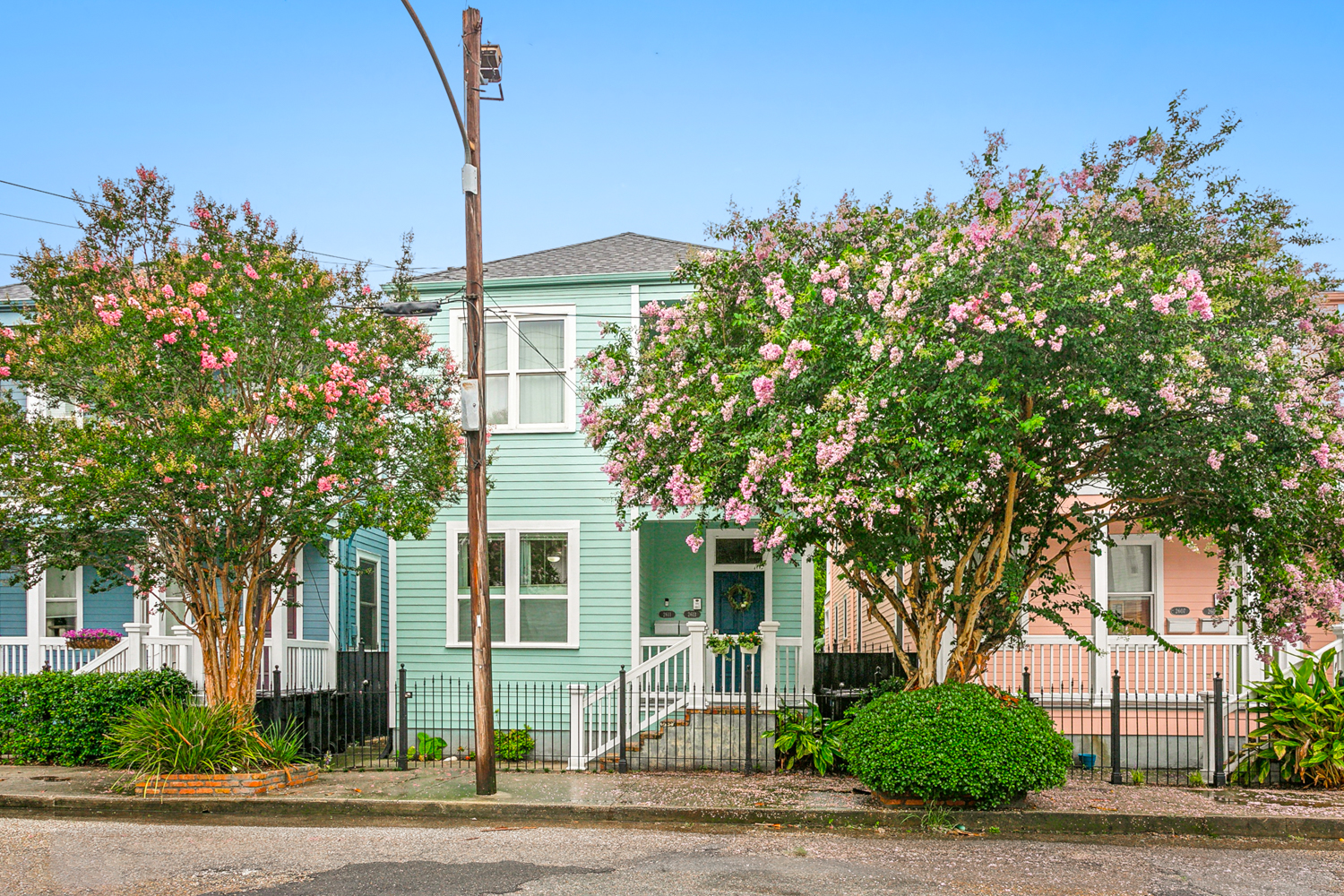 Irish Channel, Condo, 2 beds, 2.0 baths, $3500 per month New Orleans Rental - devie image_1