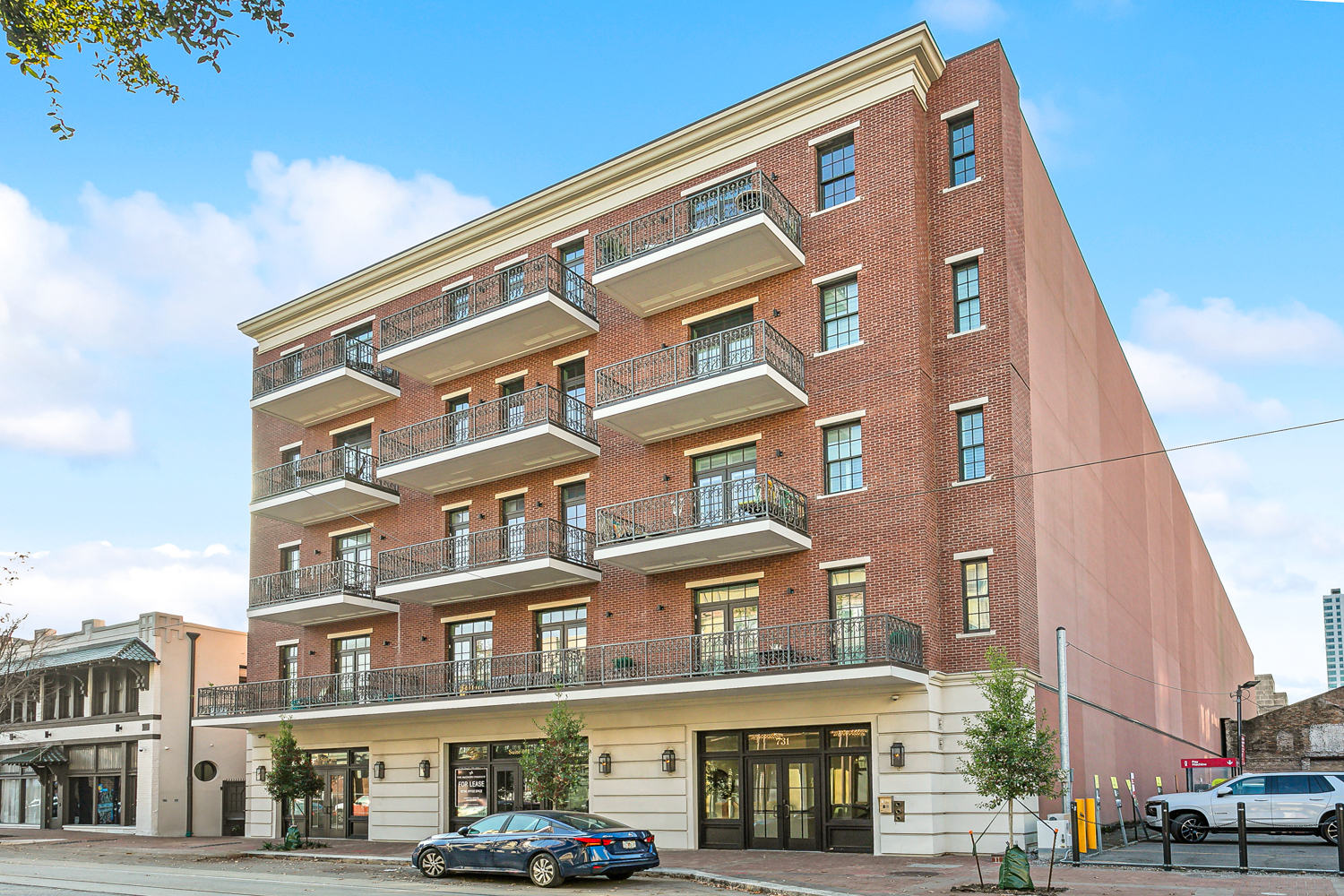 CBD/Warehouse District, Condo, 2 beds, 2.0 baths, $5000 per month New Orleans Rental - devie image_0