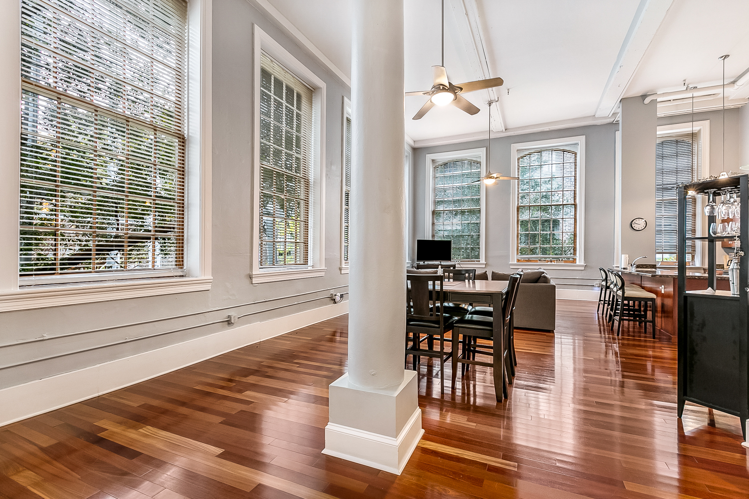 CBD/Warehouse District, House, 3 beds, 2.0 baths, $5000 per month New Orleans Rental - devie image_2