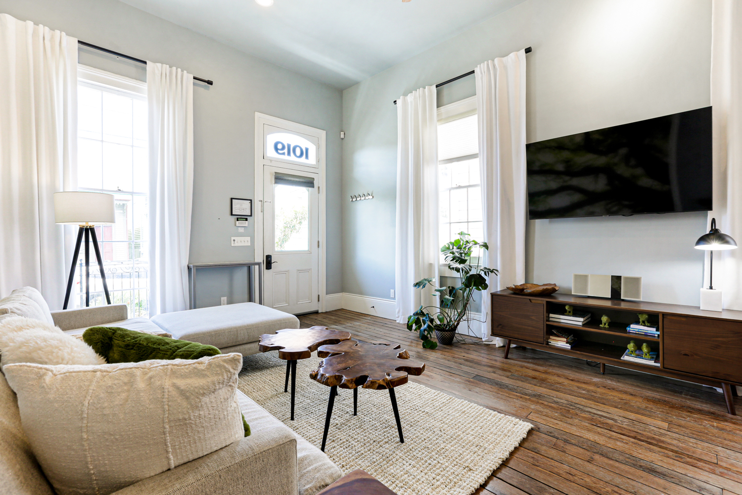 Uptown, House, 2 beds, 2.0 baths, $4000 per month New Orleans Rental - devie image_3