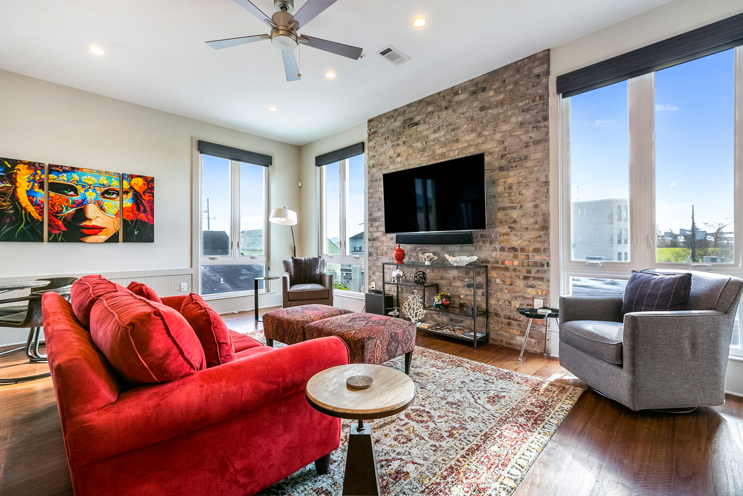 Uptown, House, 2 beds, 2.5 baths, $3500 per month New Orleans Rental - devie image_1