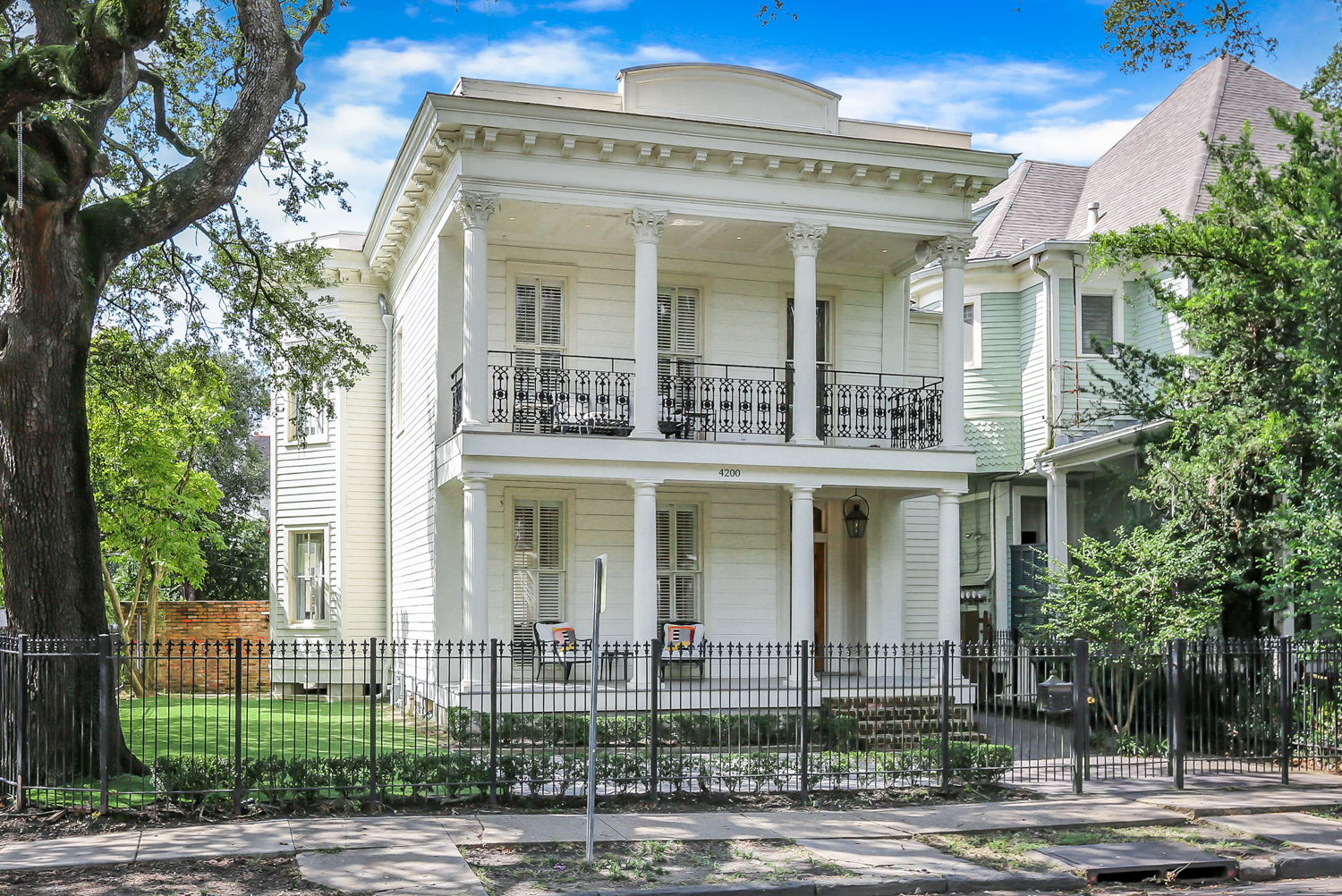 Uptown, House, 4 beds, 3.5 baths, $15000 per month New Orleans Rental - devie image_0