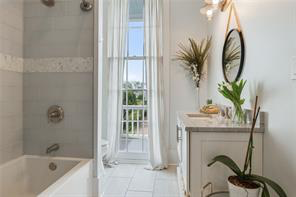 Irish Channel, House, 3 beds, 3.5 baths, $12000 per month New Orleans Rental - devie image_28