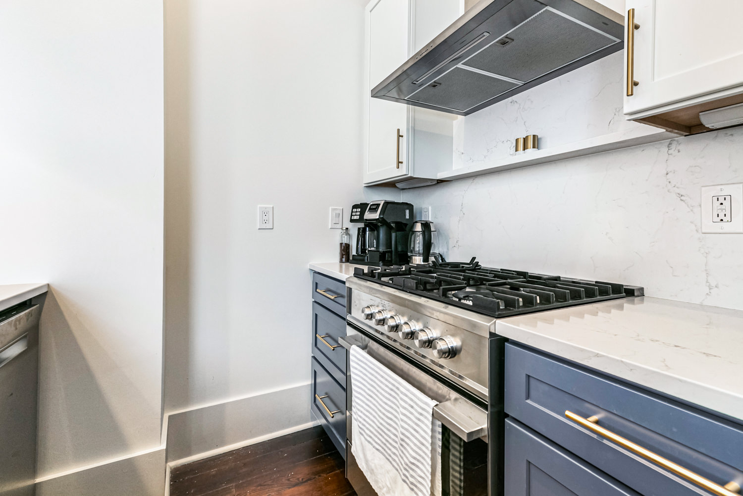 Irish Channel, House, 2 beds, 2.5 baths, $4000 per month New Orleans Rental - devie image_3