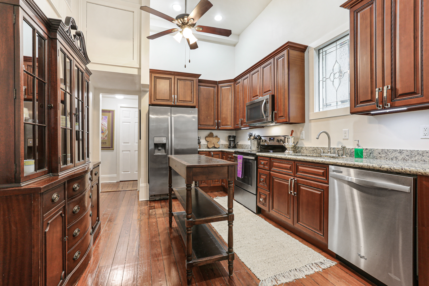 Uptown, House, 3 beds, 2.5 baths, $4500 per month New Orleans Rental - devie image_5