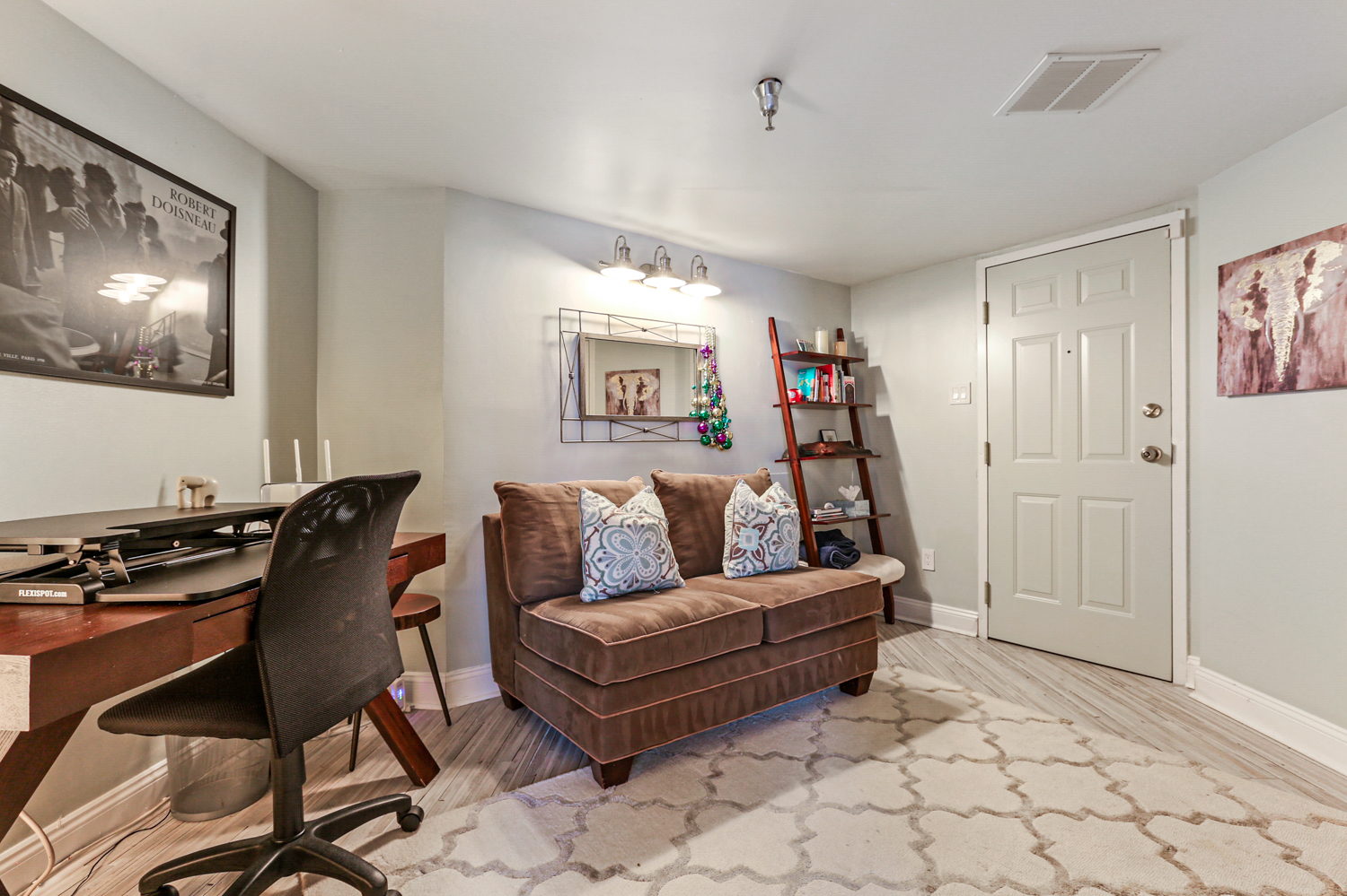 CBD/Warehouse District, House, 2 beds, 1.0 baths, $2500 per month New Orleans Rental - devie image_8