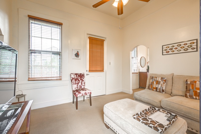 Lower Garden District, House, 1 beds, 1.0 baths, $2000 per month New Orleans Rental - devie image_11